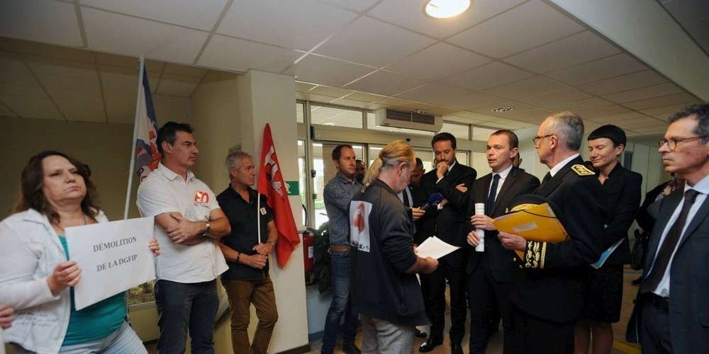 le secretaire d etat aupres du ministre de l action et des comptes publics olivier dussopt a ete interpelle par herve mazure le delegue syndical de solidaires finances publiques